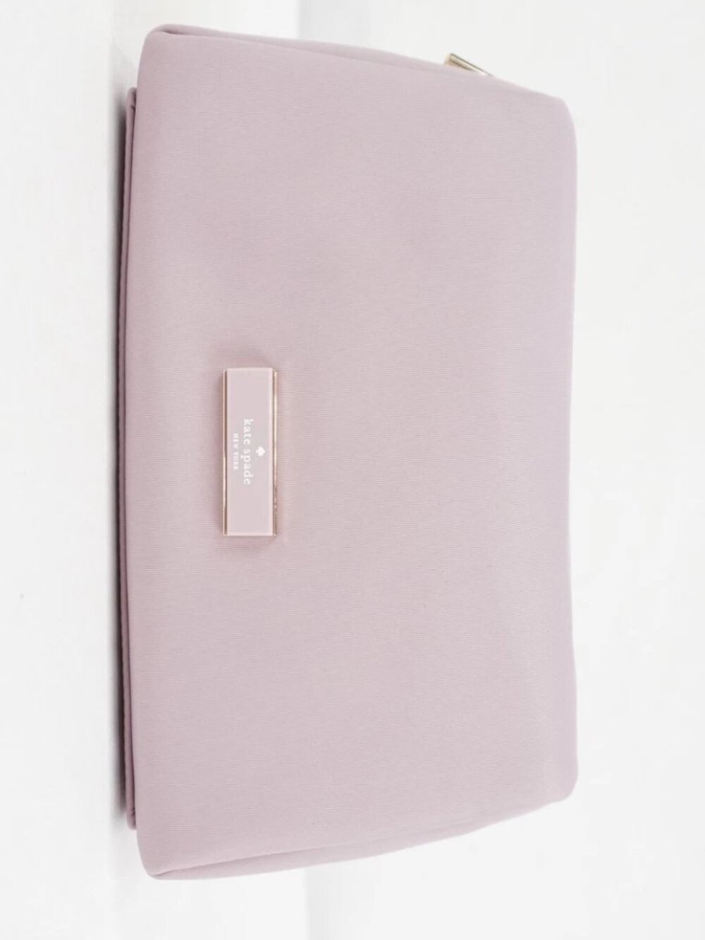Kate Spade Carter Nylon Makeup Pouch in Lavender Travel School Work / Gift Idea